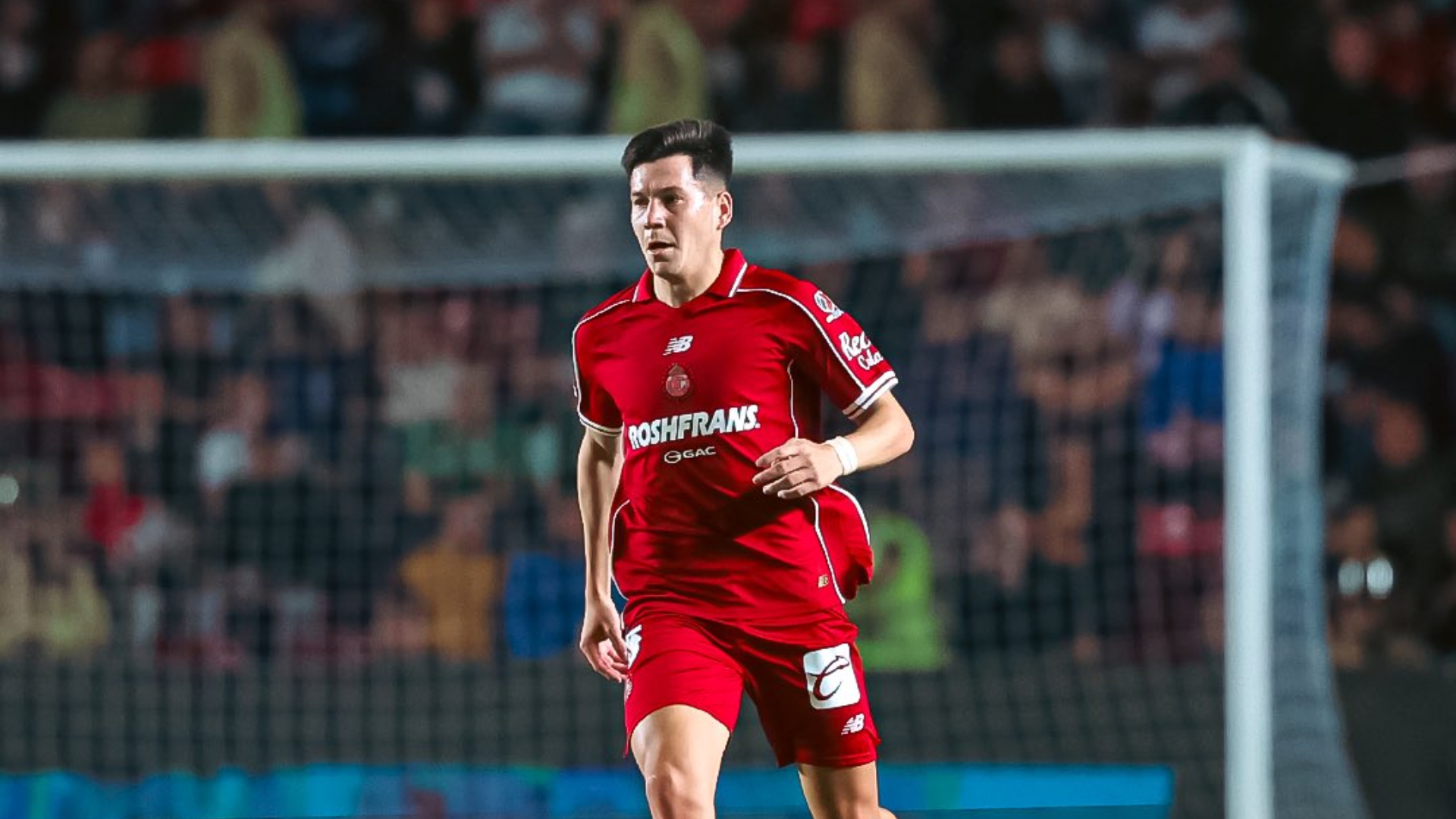 Jugador del Toluca durante un partido.